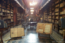 Aserbaidschanische Handschriften in ausländischen Bibliotheken