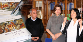 Bücher des aserbaidschanischen Volksschriftstellers Isa Huseynov und des bekannten georgischen Dichters David Shemokmedeli wurden in Tiflis vorgestellt