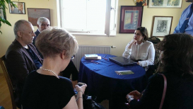عقد اجتماع بين مركز الترجمة الأذربيجاني و منظمة الكتاب "بين (قلم)" التشيكية على أساس التعاون المتبادل في مجال الأدب