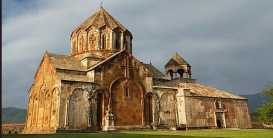Las iglesias albanesas son huellas antiguas de nuestra historia
