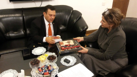 El oficial de la Embajada de Turquía estuvo de visita en el Centro de Traducción