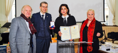 انتخاب الكاتبة الأذربيجانية عضوة في الأكاديمية الأوروبية
